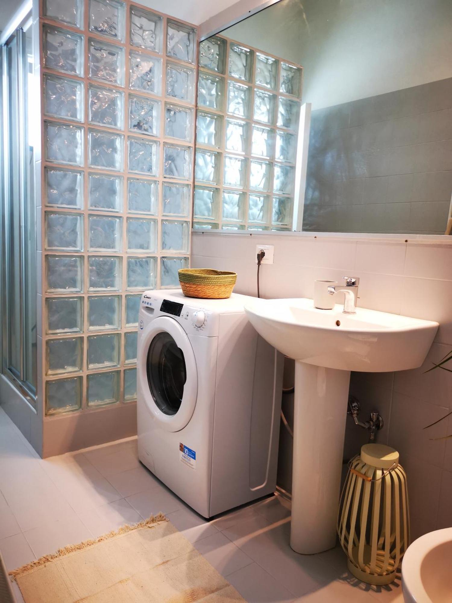 Spacious Apartment 50 Meters From The Metro ميلان المظهر الخارجي الصورة